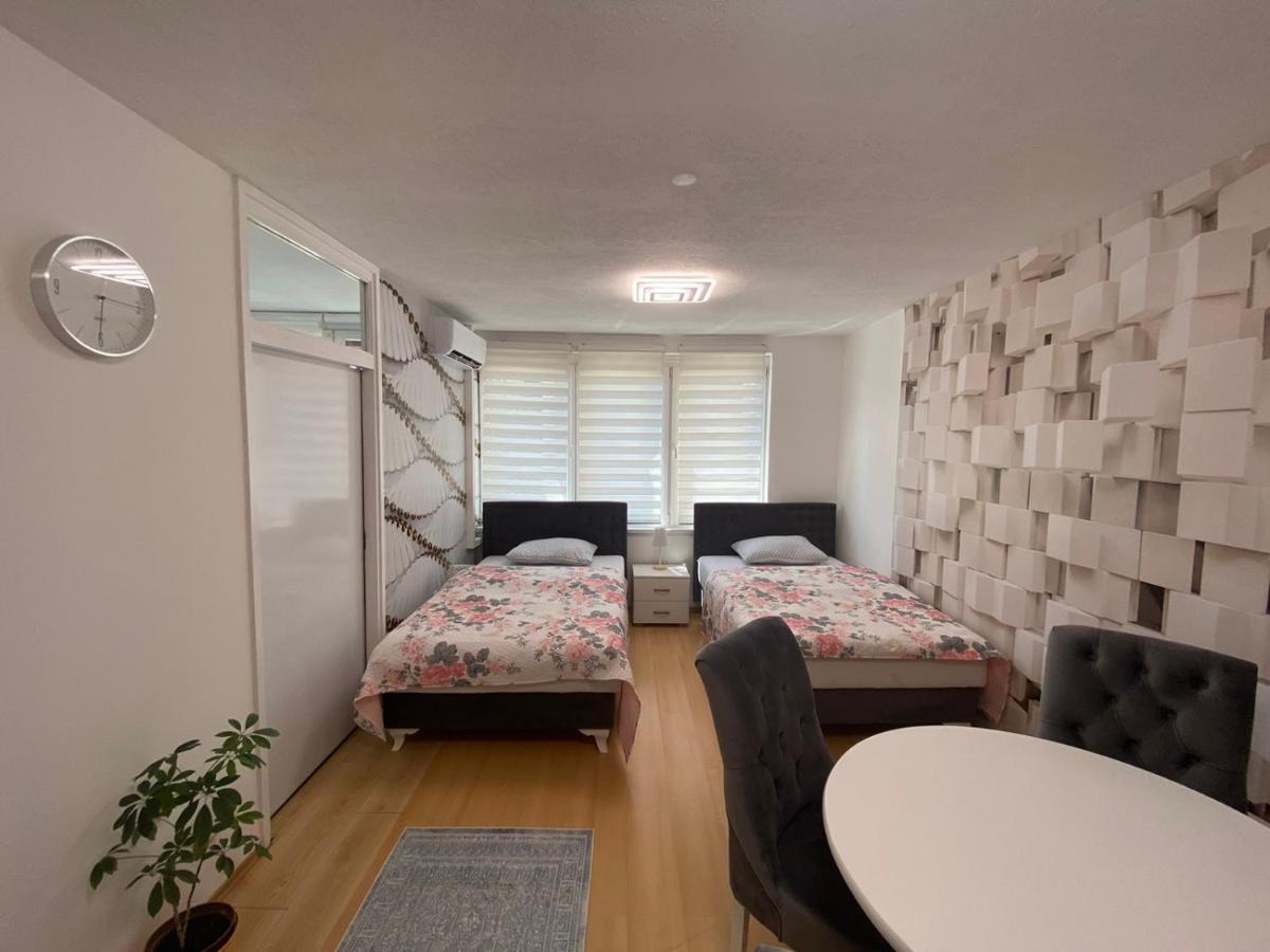 Apartman Citylux Bihac Exterior photo