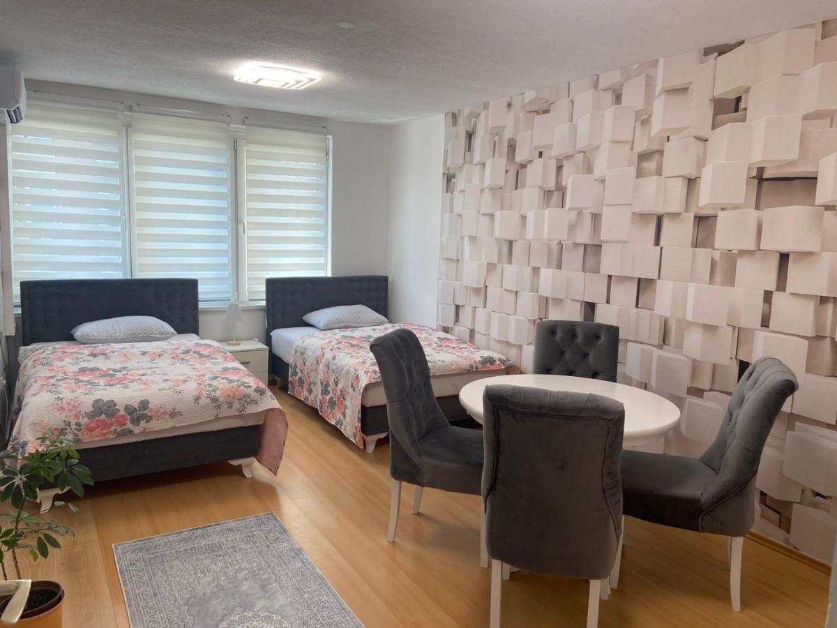 Apartman Citylux Bihac Exterior photo