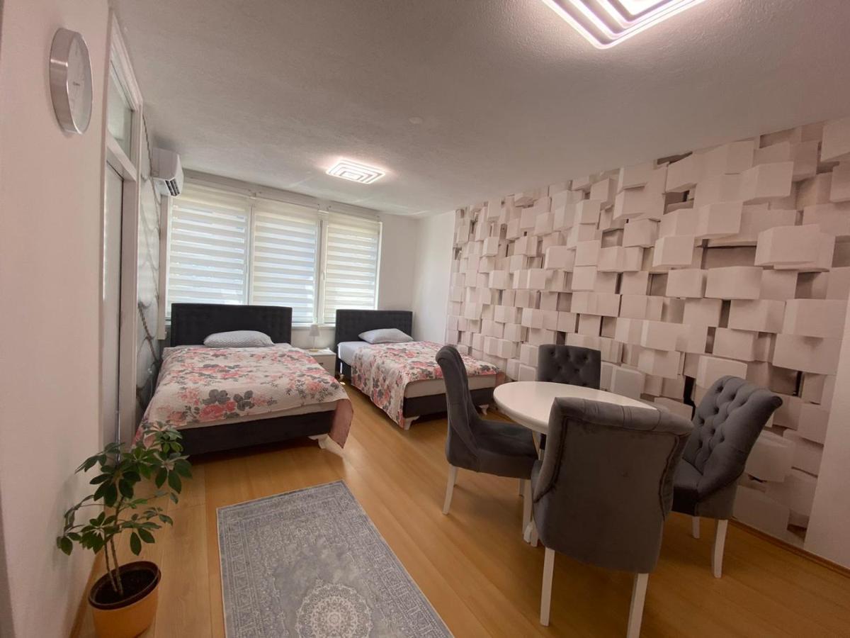 Apartman Citylux Bihac Exterior photo