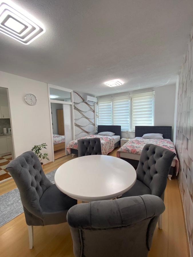 Apartman Citylux Bihac Exterior photo